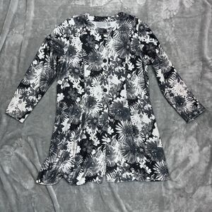 Susan Graver Cardigan Womens Med Black White Floral Duster Button front shimmer